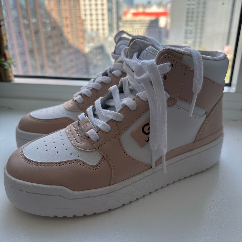 GBG Los Angeles White and Pink High-Top Sneakers size 6 1/2